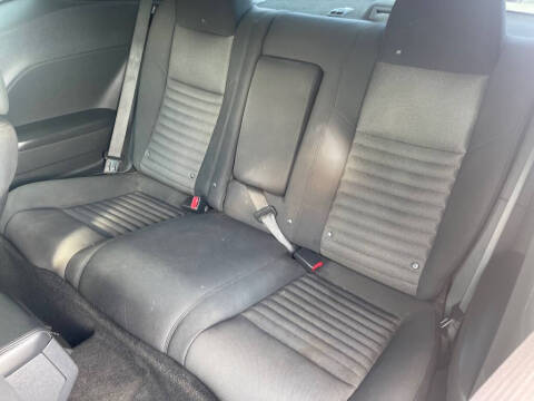 2013 Dodge Challenger SXT