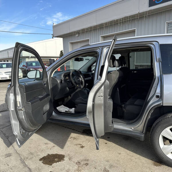 2016 Jeep Compass Sport