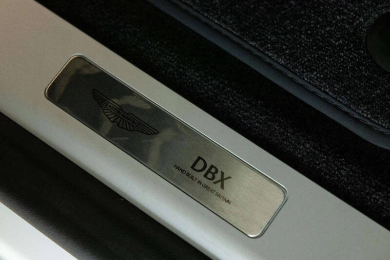 2026 Aston Martin DBX 707