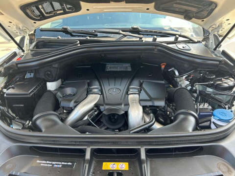 2014 Mercedes-Benz GL-Class GL 550 4MATIC