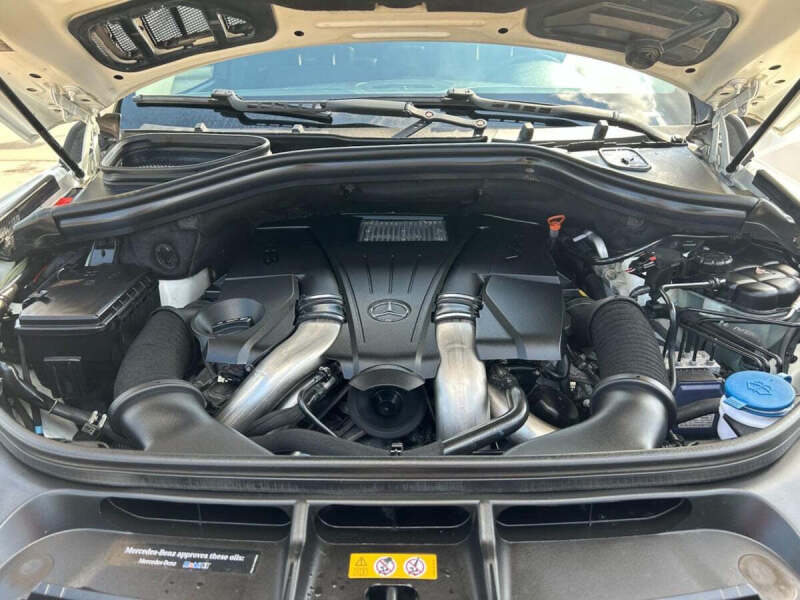 2014 Mercedes-Benz GL-Class GL 550 4MATIC