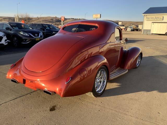 1937 Studebaker DICTATOR