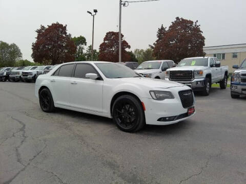 2015 Chrysler 300 for sale at WILLIAMS AUTO SALES in Green Bay WI
