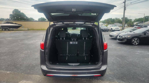 2019 Chrysler Pacifica Touring L Plus