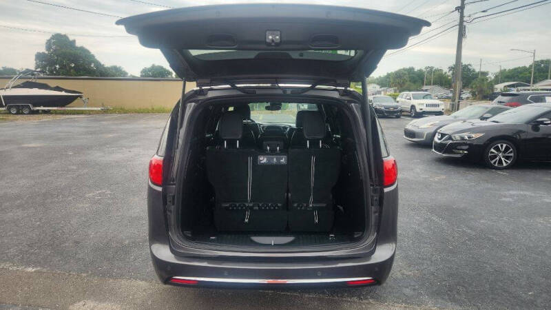 2019 Chrysler Pacifica Touring L Plus