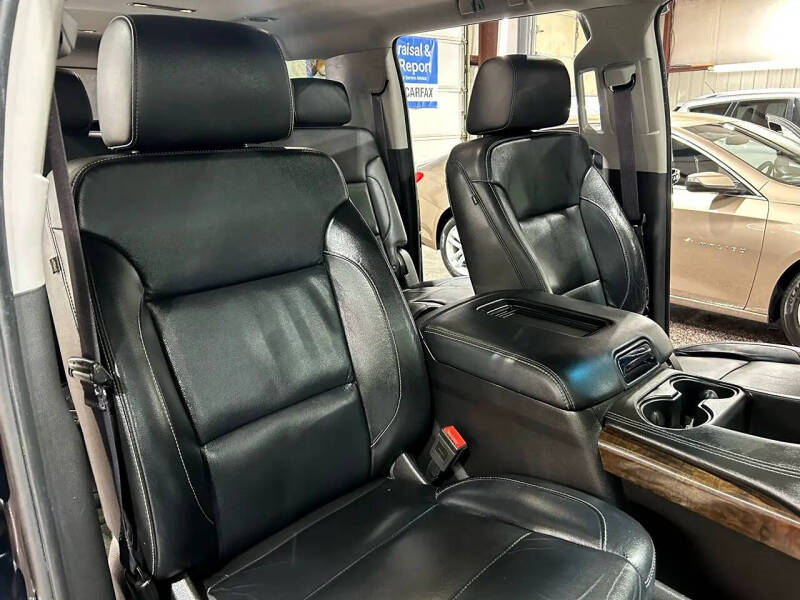 2016 Chevrolet Suburban LT