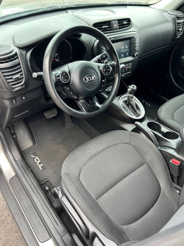 2018 Kia Soul +