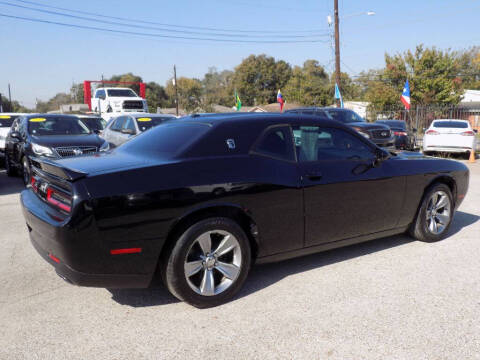 2019 Dodge Challenger SXT
