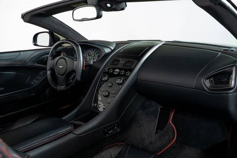 2015 Aston Martin Vanquish Volante