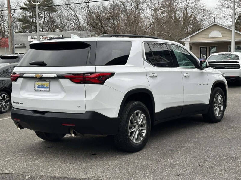 2023 Chevrolet Traverse LT Leather