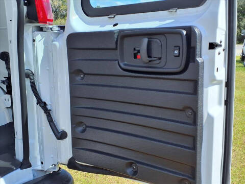 2025 Chevrolet Express 2500