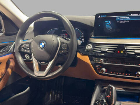 2022 BMW 5 Series 530e xDrive