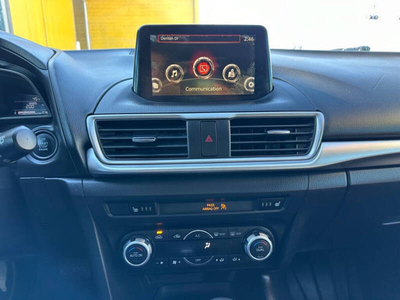 2017 Mazda MAZDA3 Touring