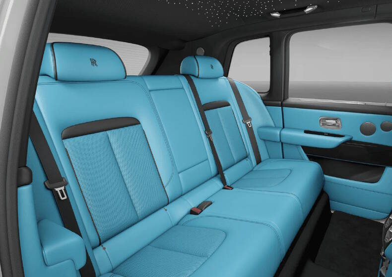2026 Rolls-Royce Cullinan Series II Silver Badg