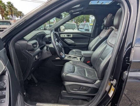 2023 Ford Explorer Platinum