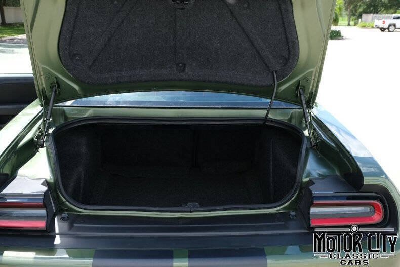 2022 Dodge Challenger