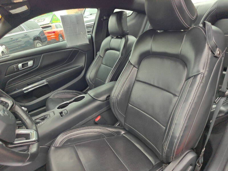 2024 Ford Mustang EcoBoost Premium