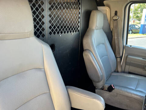 2014 Ford E-Series E-150