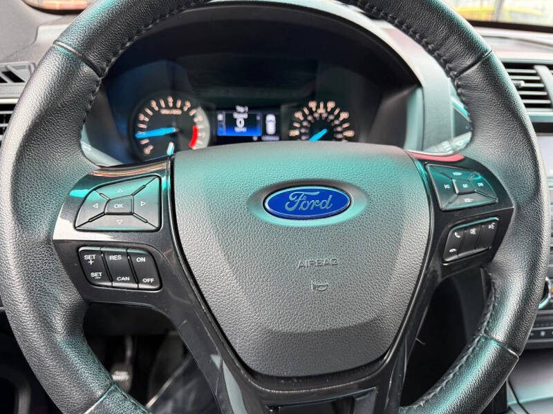 2017 Ford Explorer XLT