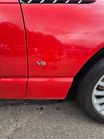 2004 Ford Thunderbird Deluxe