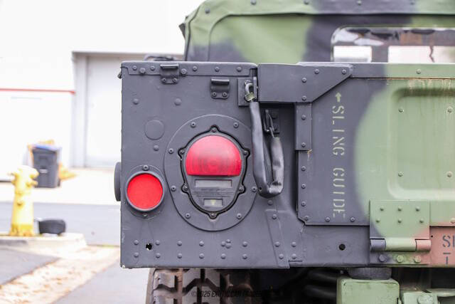 2018 AM General Hummer