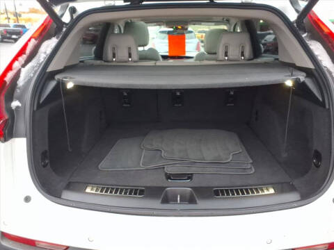 2021 Cadillac XT4 Premium Luxury