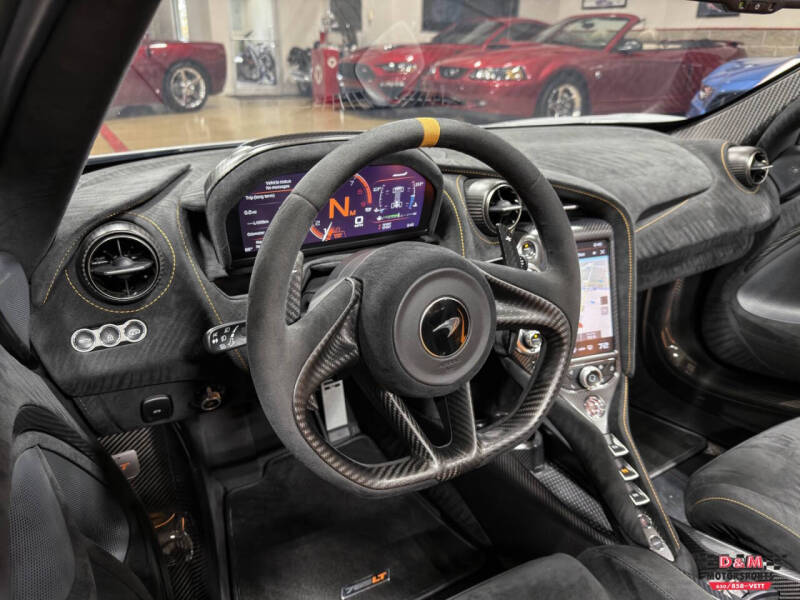 2022 McLaren 765LT Spider