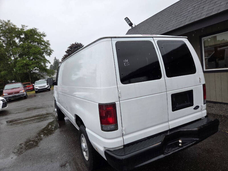 2008 Ford E-Series E-250