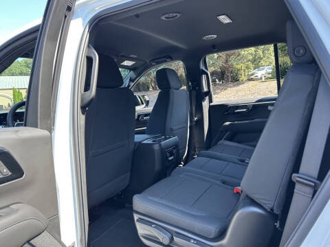 2025 Chevrolet Tahoe LS