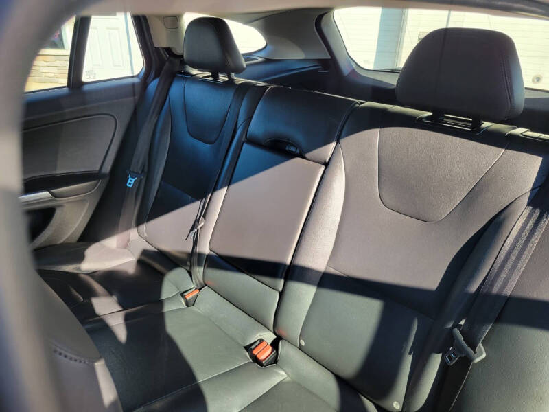 2017 Volvo V60 T5 Premier