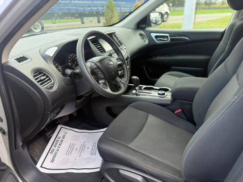 2017 Nissan Pathfinder