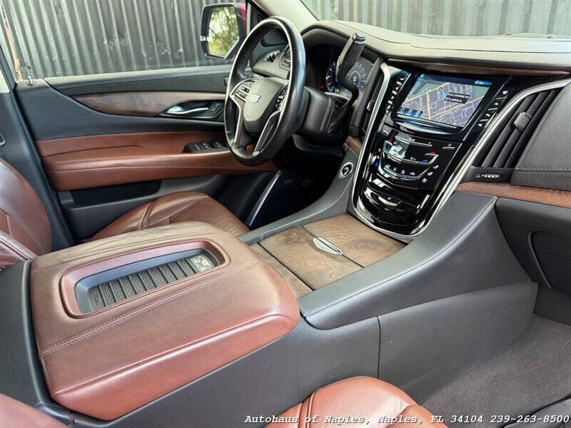 2019 Cadillac Escalade Luxury