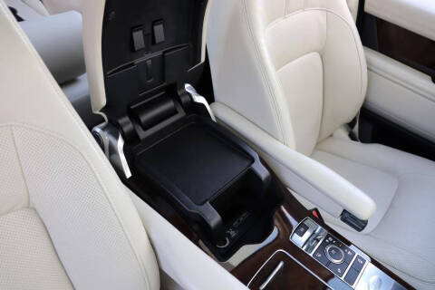 2020 Land Rover Range Rover P525 HSE