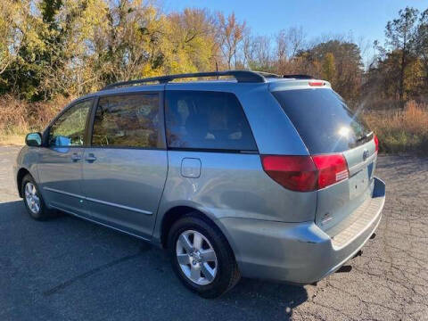 2005 Toyota Sienna