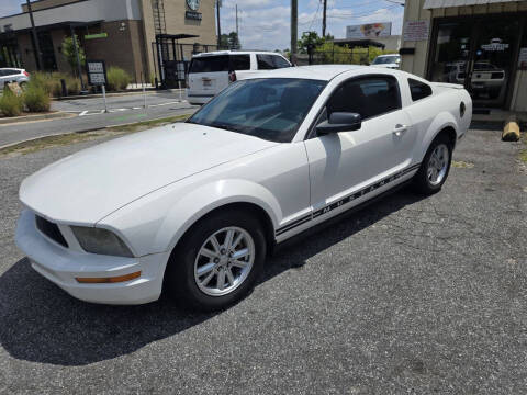 2007 Ford Mustang V6 Deluxe