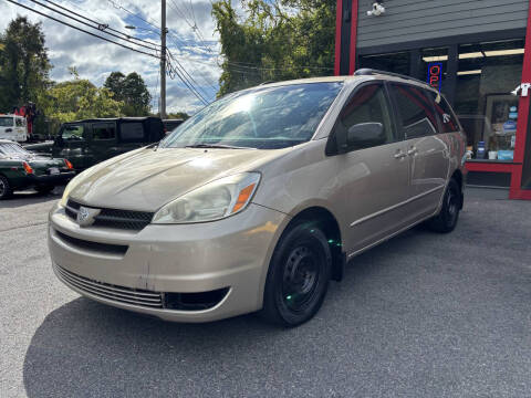 2005 Toyota Sienna LE 7 Passenger