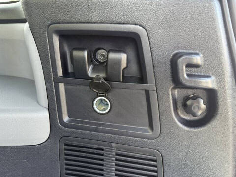 2016 Toyota Sequoia SR5