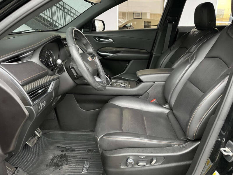 2020 Cadillac XT4 Sport