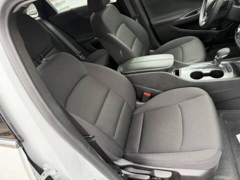 2024 Chevrolet Malibu LT