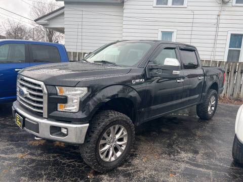 2017 Ford F-150 for sale at PAPERLAND MOTORS in Green Bay WI
