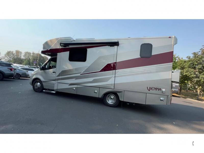 2024 Mercedes-Benz Sprinter