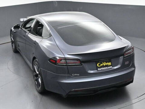 2022 Tesla Model S Plaid