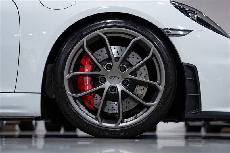 2021 Porsche 718 Cayman GT4