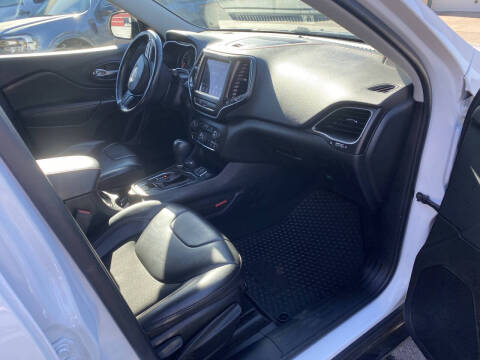 2020 Jeep Cherokee Trailhawk