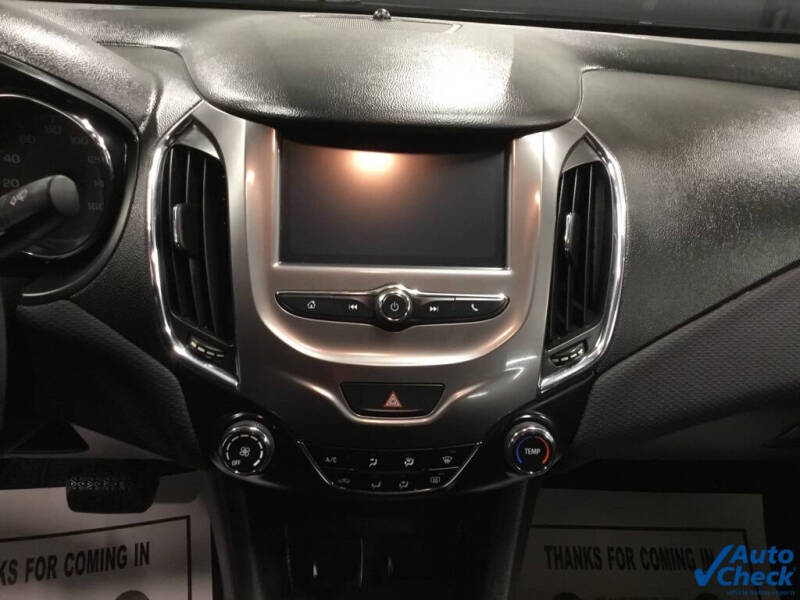 2017 Chevrolet Cruze LT Auto