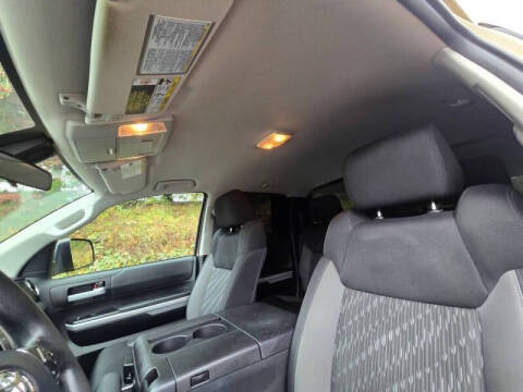 2018 Toyota Tundra SR5