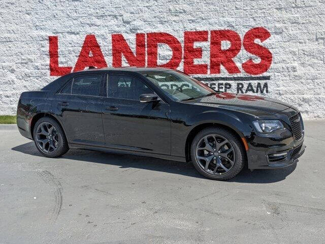 2022 Chrysler 300 Touring L