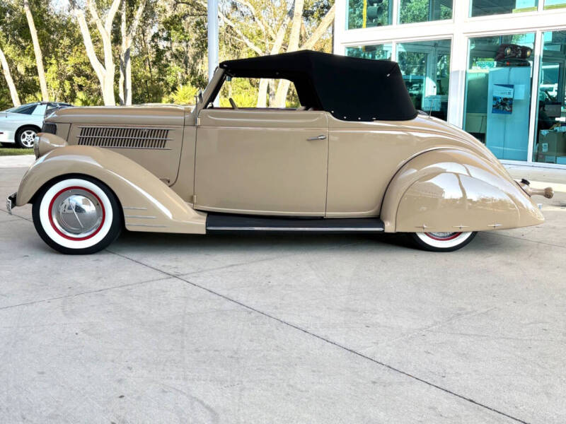 1936 Ford Model 68
