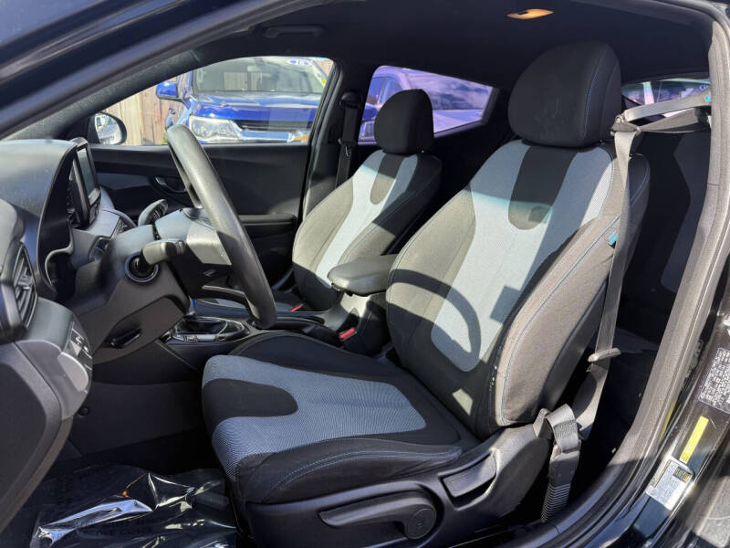 2019 Hyundai Veloster 2.0L