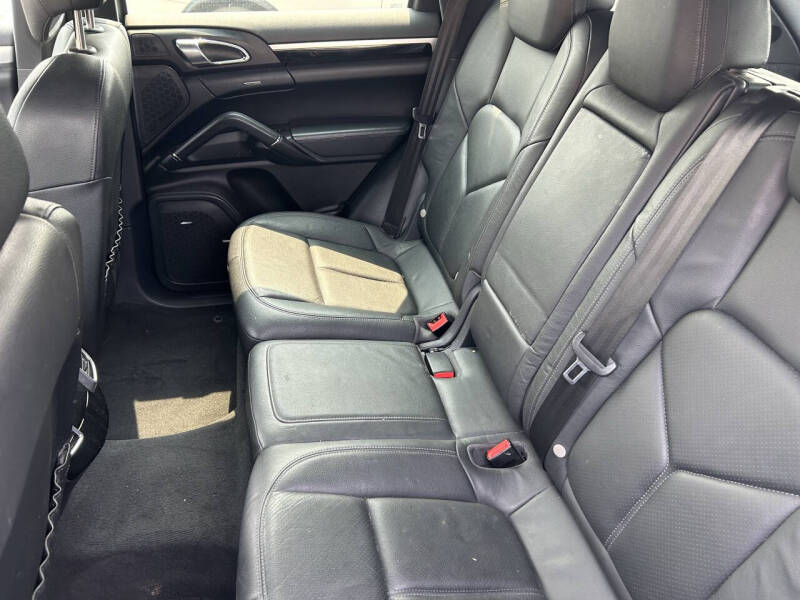 2013 Porsche Cayenne Tiptronic